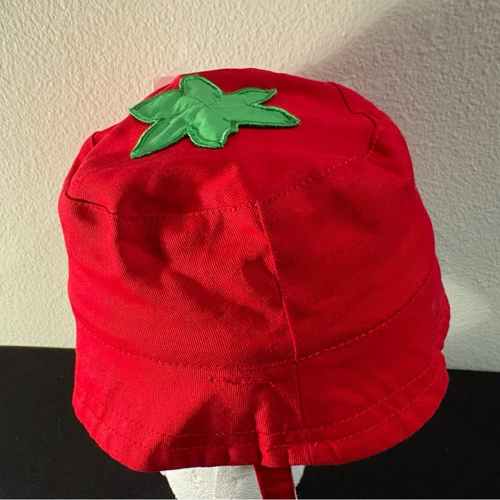 The Children’s Place Toddle Strawberry Bucket Hat Sun Hat Size 6 - 12 Months NWT